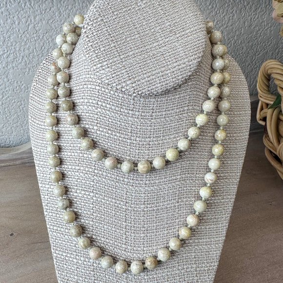 Vintage Neutral Hued Honed Jasper Stone Bead Long Necklace 32” - Picture 2 of 6